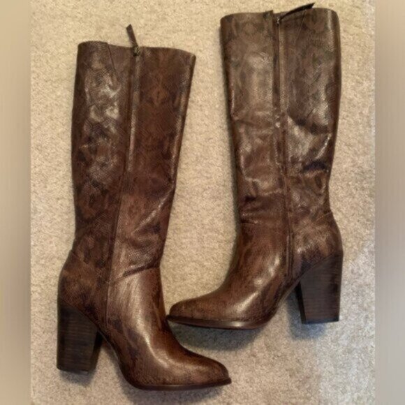 Trask Elena Tall Knee-High Boots - Picture 8 of 12